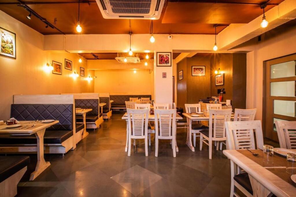 Южный Гоа: Coastal Pearl Hotel Margao Railway Station