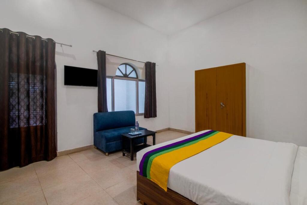 Itsy Hotels Om Pushp Residency — фото 6
