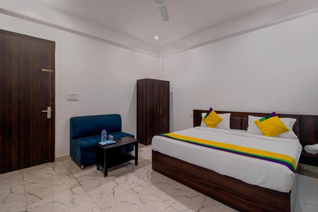 Itsy Hotels Om Pushp Residency — фото 4