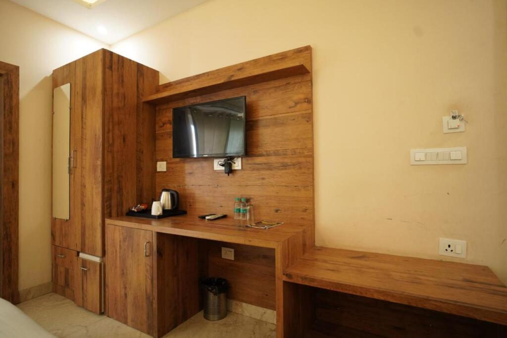 Ришикеш: Hotel Anant Rishikesh