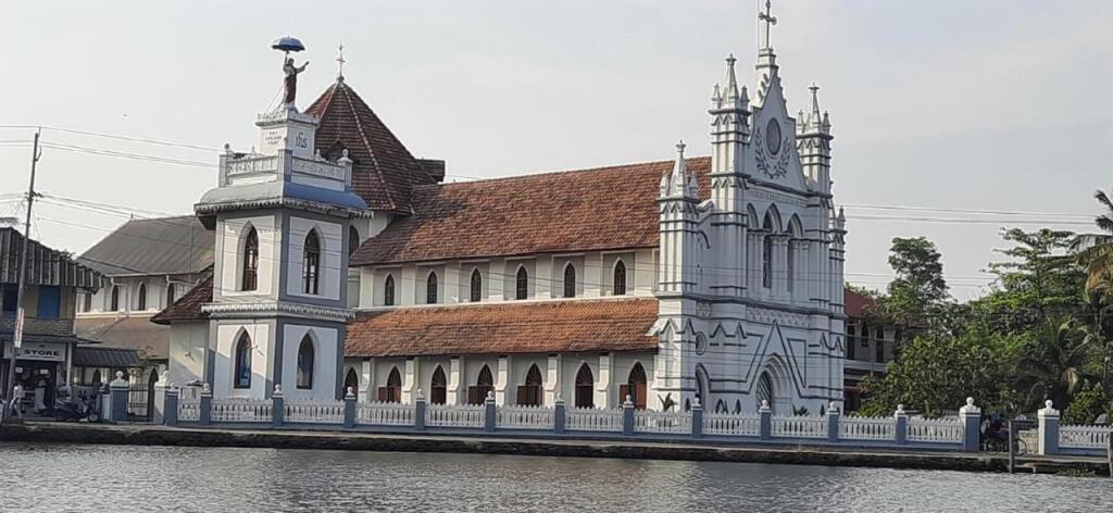 Мухамма: Kallupurackal Heritage Island Home By Lexstays