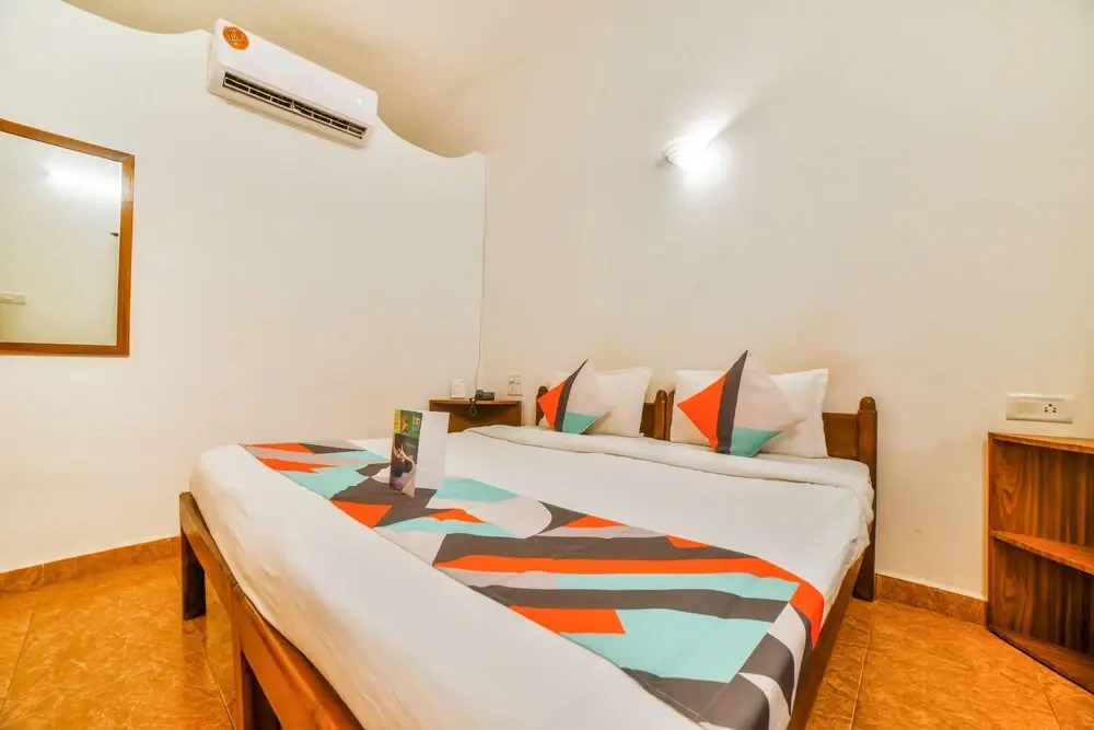 Арпора: FabHotel Arpora Lakeview