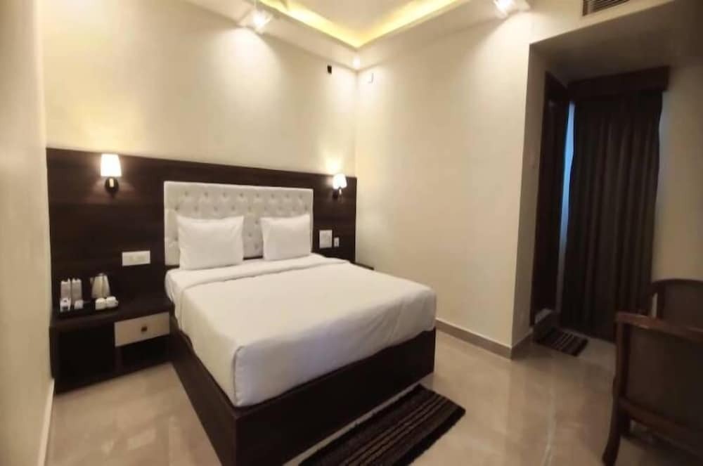 Маданапалл: PPH Living Gnr Grand Luxury Rooms