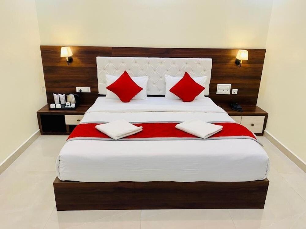 Маданапалл: PPH Living Gnr Grand Luxury Rooms