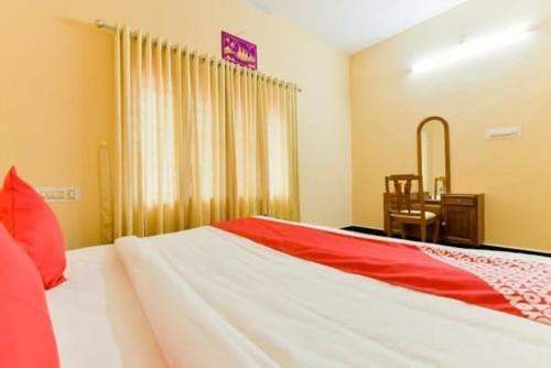Вайпин: Manjaly Backwater Deluxe Resort