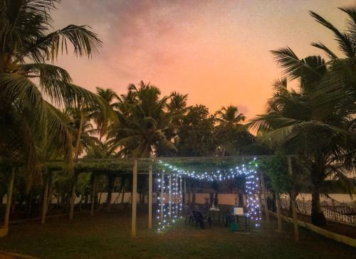 Вайпин: Manjaly Backwater Deluxe Resort