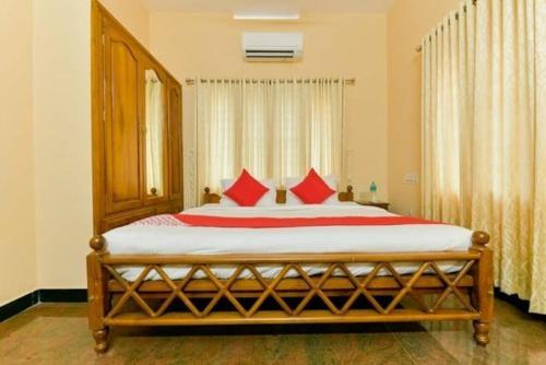 Вайпин: Manjaly Backwater Deluxe Resort