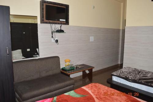 Катра: Pushpa Residency Katra