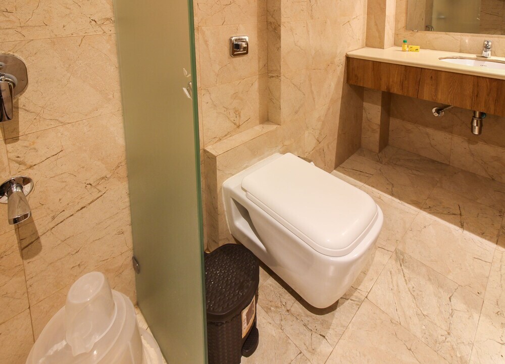 Мумбаи: FabHotel Adlon Andheri East