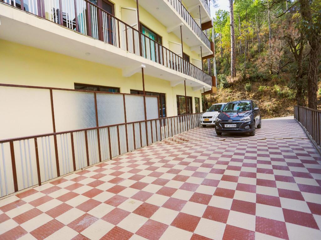 Чамба: Hotel Lifestyle Dalhousie