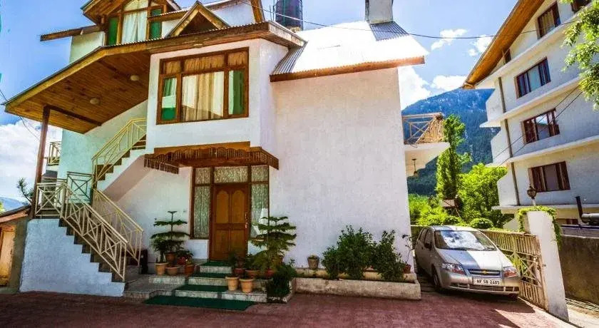 Манали: Wood Valley Cottages