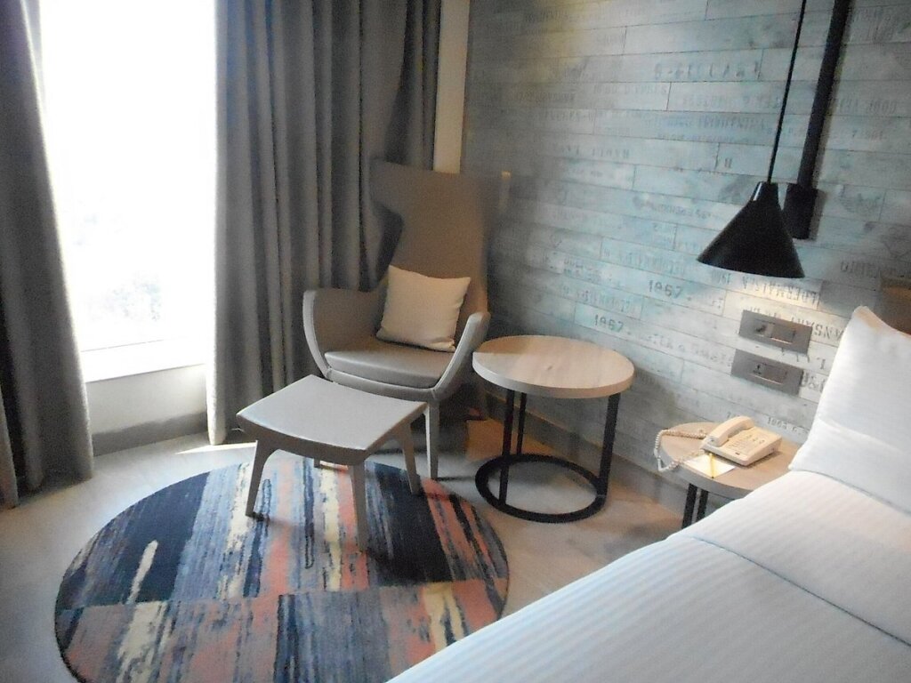 Мумбаи: Lemon Tree Premier Malad Mumbai