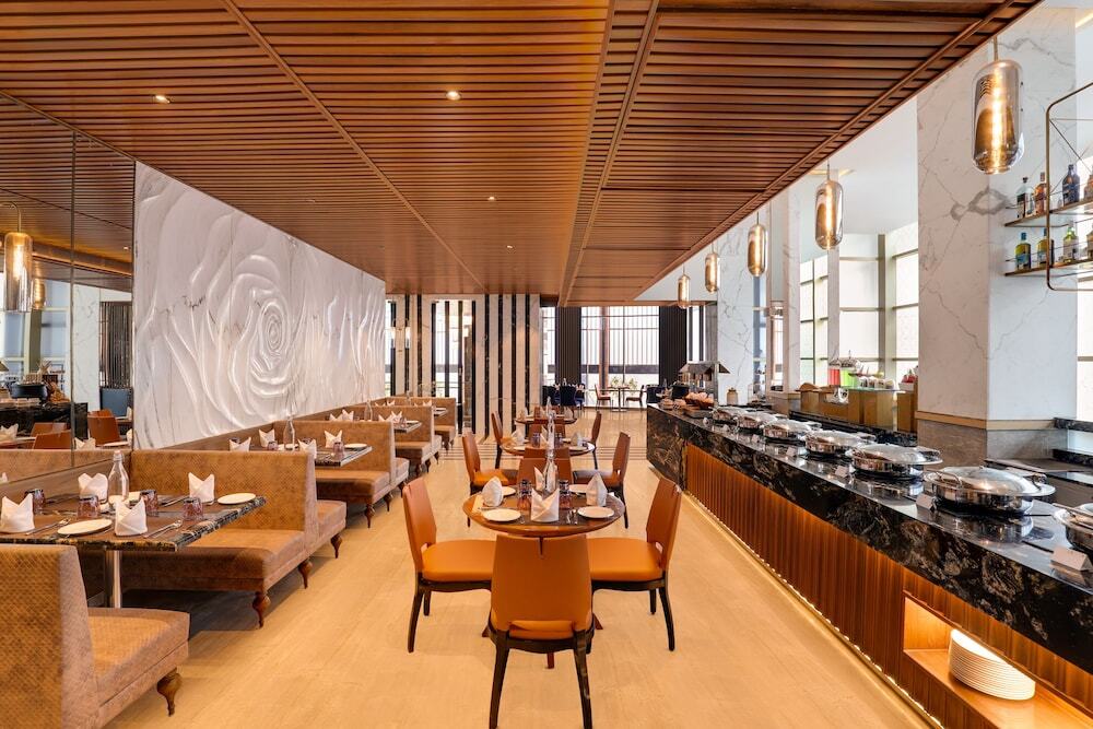 Мумбаи: Lemon Tree Premier Malad Mumbai