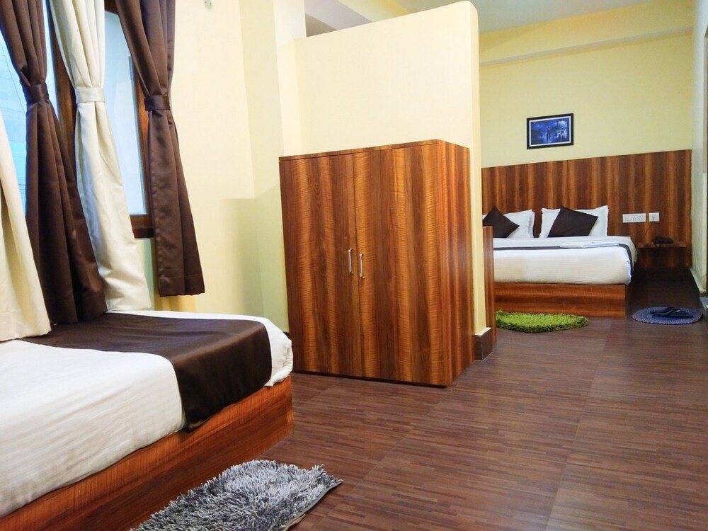 Гангток: Goroomgo Jain Group Potala Gangtok