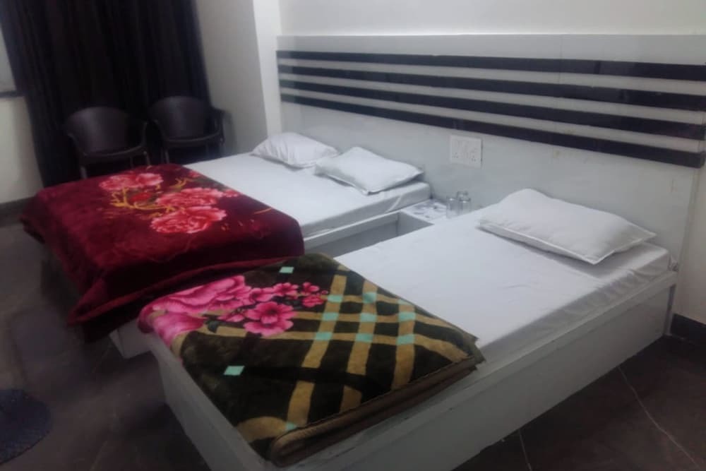 Харидвар: Goroomgo Shiva Inn Haridwar