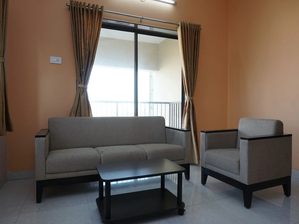 Колхапур: OYO 26151 House Khas Pranaam Apartment