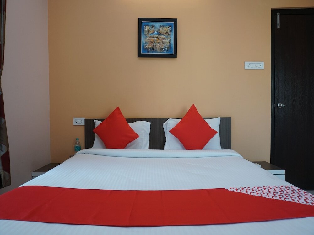 Колхапур: OYO 26151 House Khas Pranaam Apartment