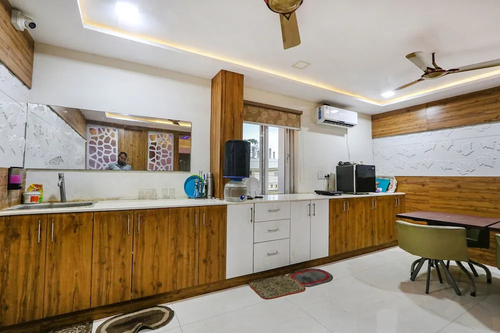 Висакхапатнам: Fabhotel The Sunrise Inn
