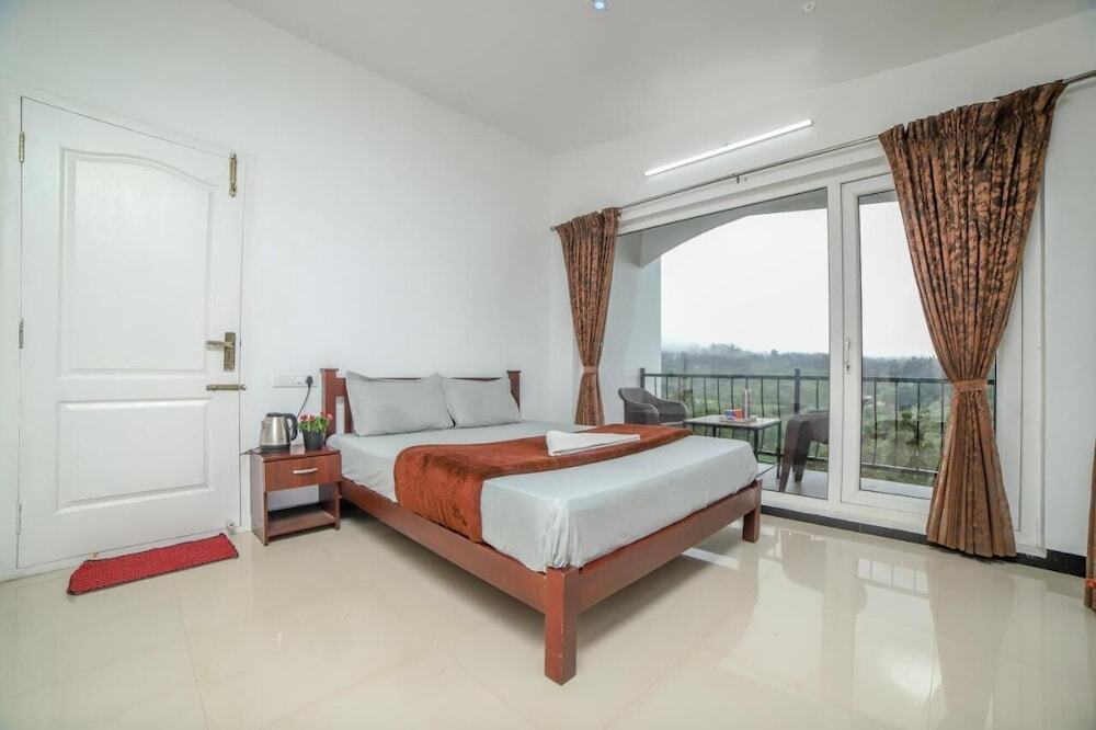Ути: Peri Resorts by Indostays