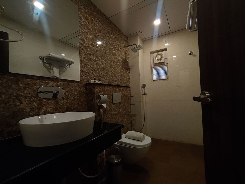 Тарапит: Sambhabana Hotel & Suites