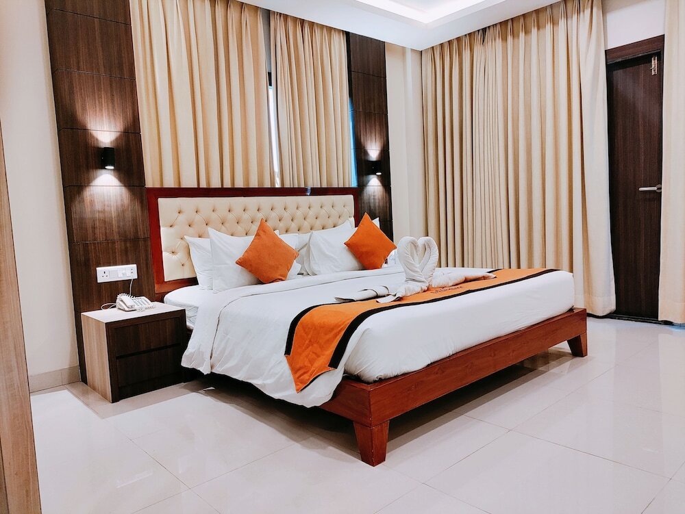 Sambhabana Hotel & Suites — фото 4