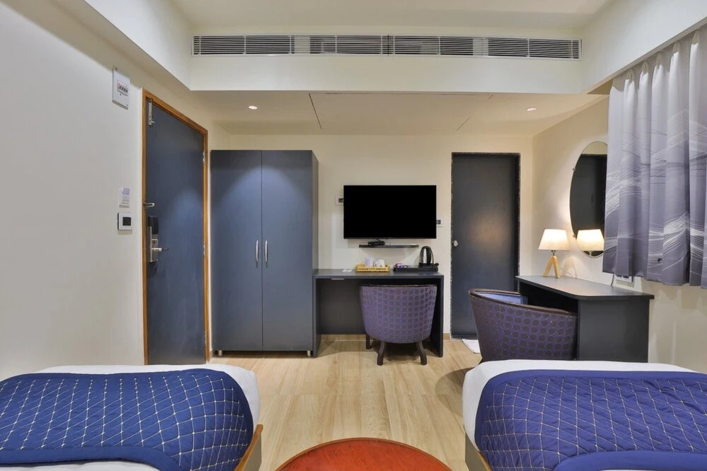 Гандхинагар: FabHotel Prime Empyrean