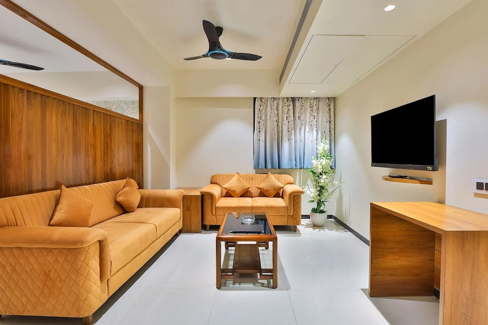 Гандхинагар: FabHotel Prime Empyrean