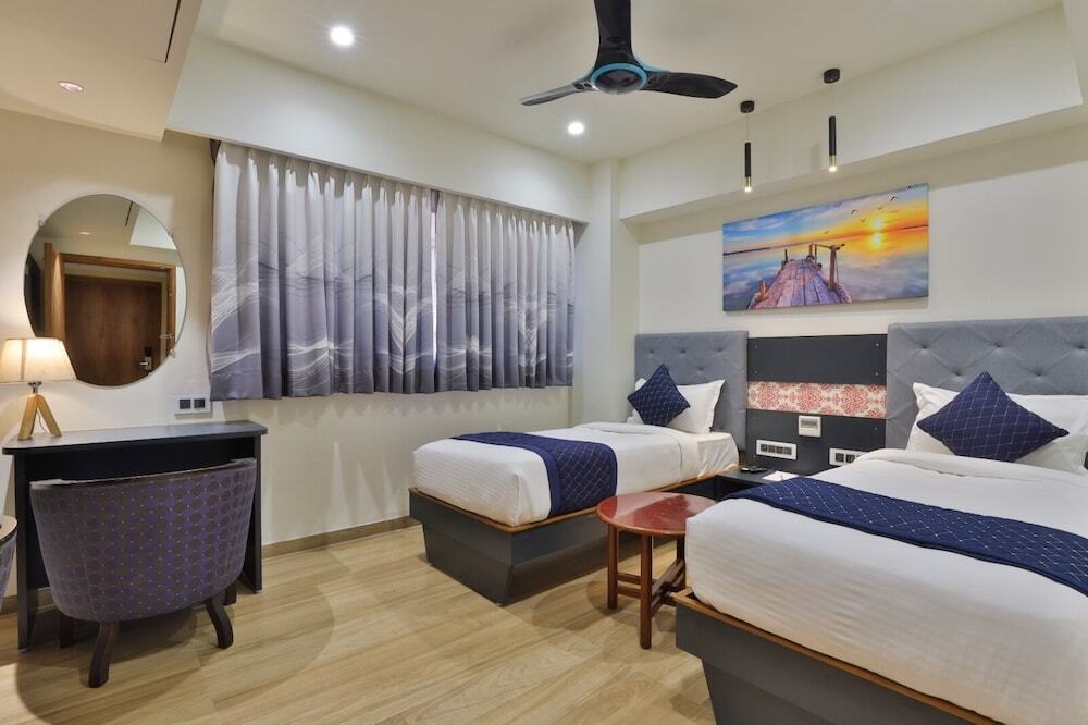 Гандхинагар: FabHotel Prime Empyrean