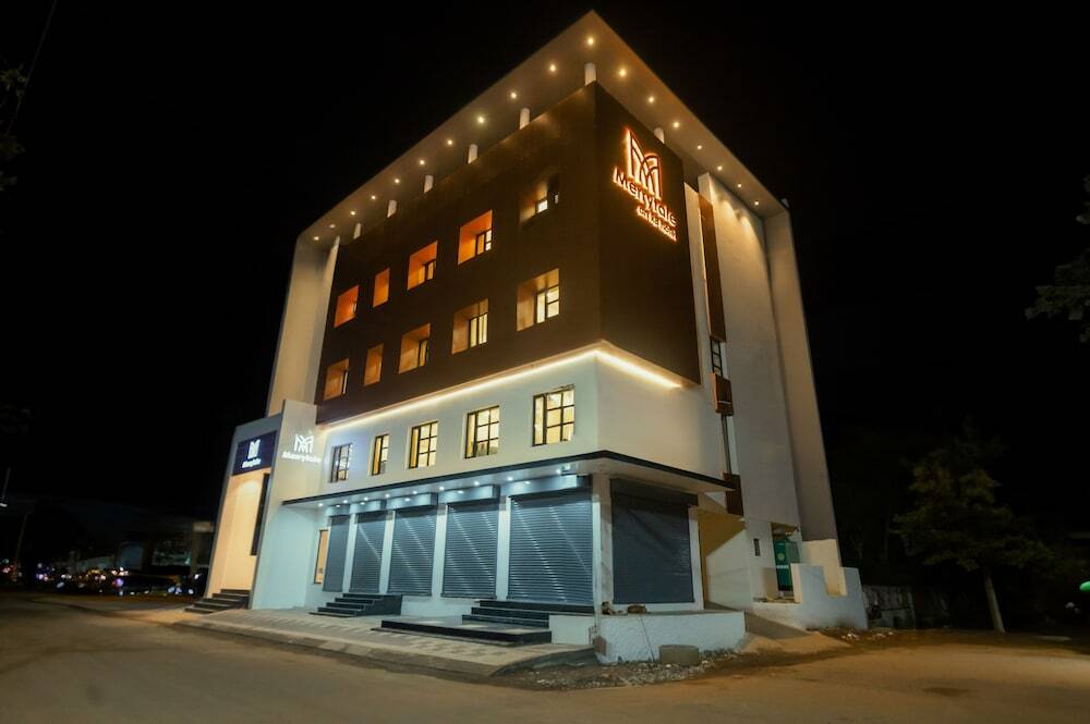Нелликуппам: Hotel Merrytale