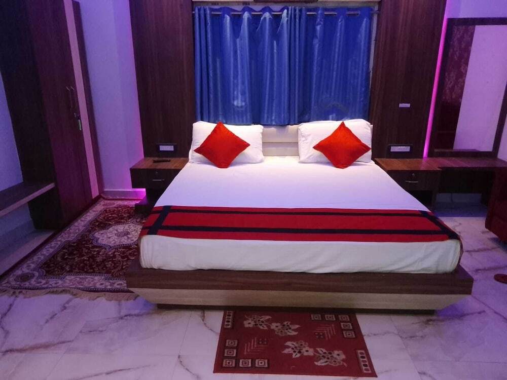 Гайя: G P Guest House And Banquet Hall