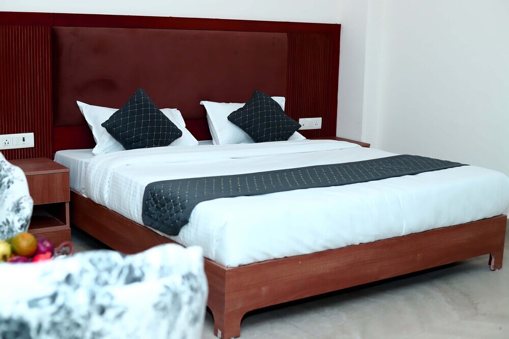 Нойда: Lyf Corporate Suites - Noida Sector 19