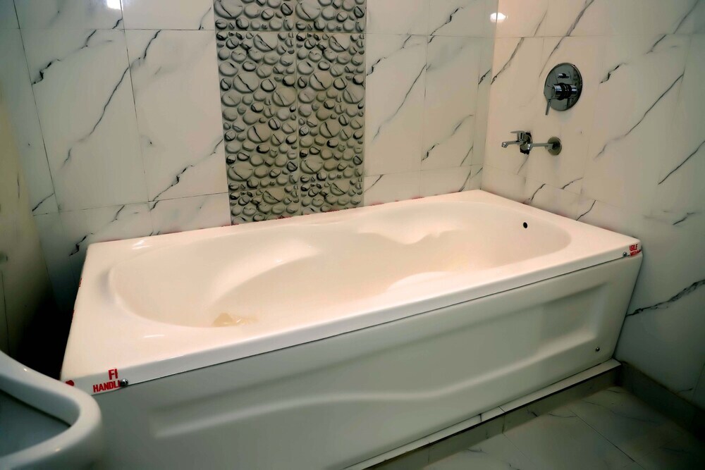 Нойда: Lyf Corporate Suites - Noida Sector 19