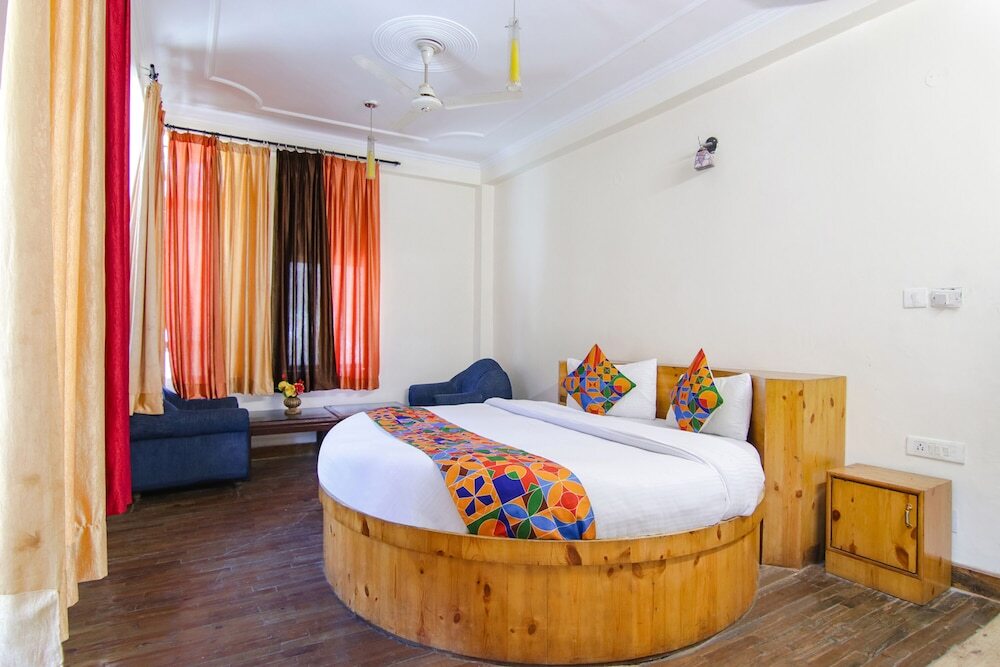 Манали: Fabhotel Baragarh Regency
