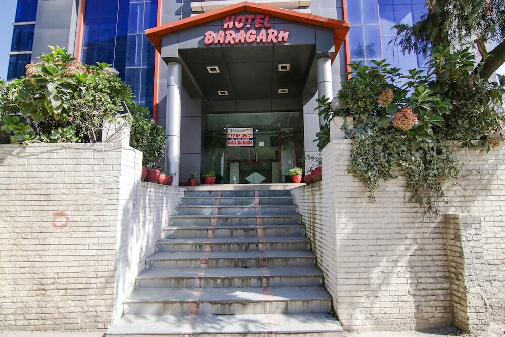 Манали: Fabhotel Baragarh Regency