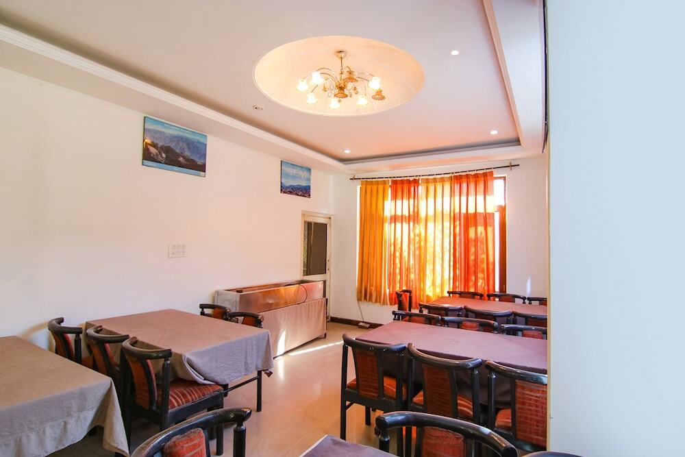 Манали: Fabhotel Baragarh Regency