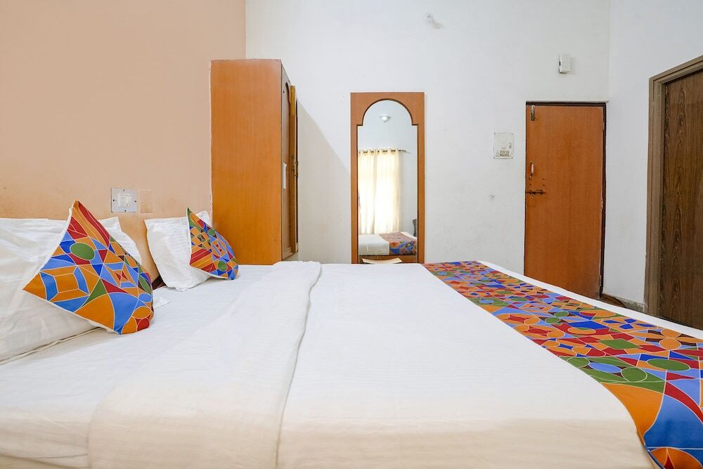 Аурангабад: Fabhotel Girija