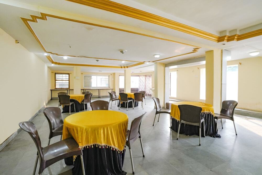 Аурангабад: Fabhotel Girija