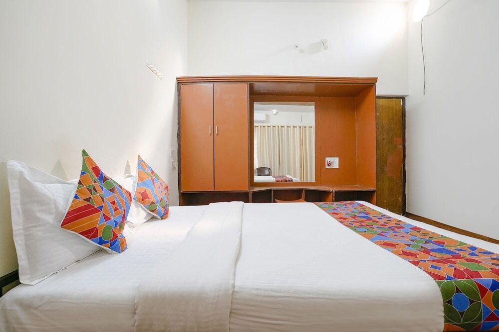 Аурангабад: Fabhotel Girija
