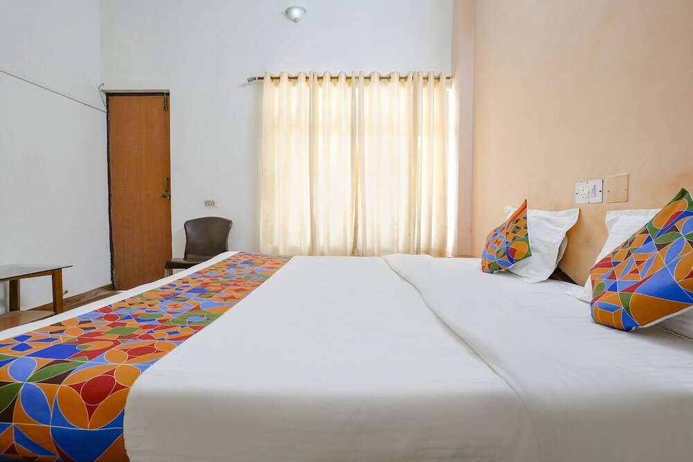 Аурангабад: Fabhotel Girija