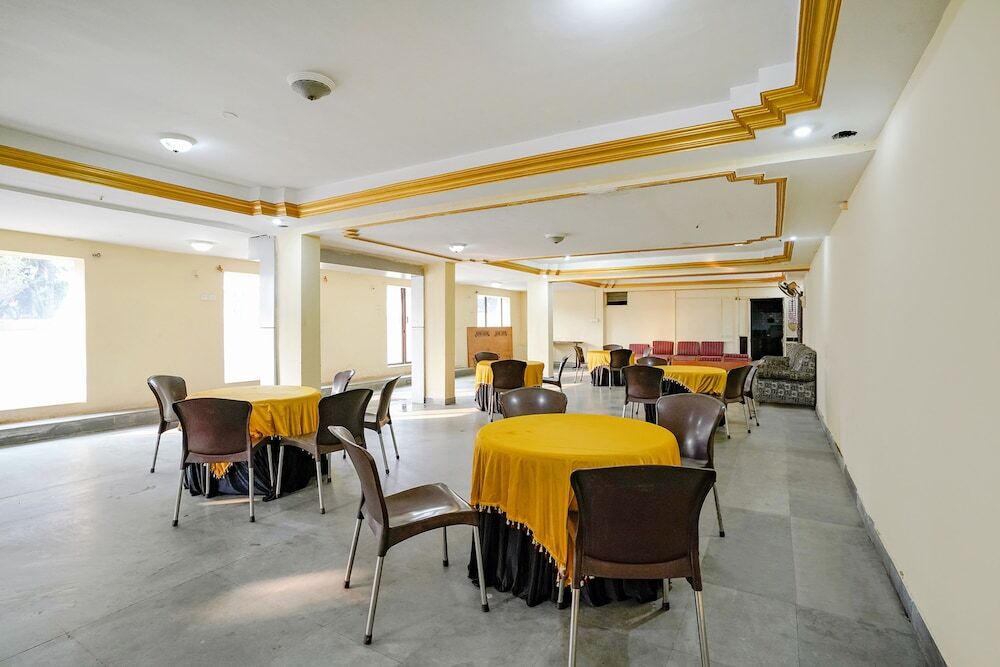 Аурангабад: Fabhotel Girija