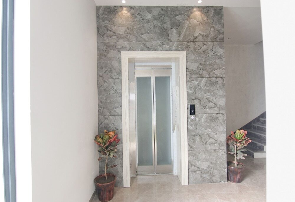 carousel image 1