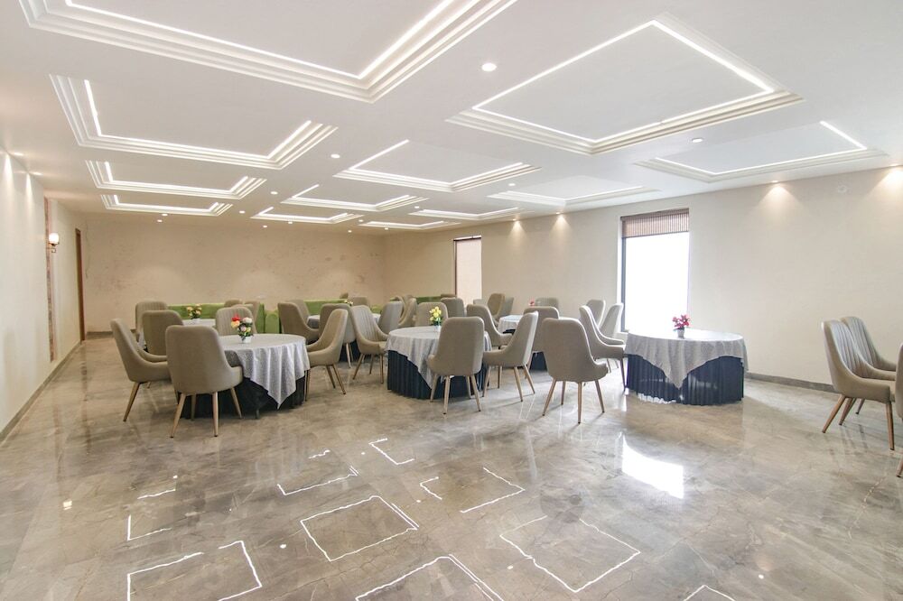 Лудхиана: Fabhotel Prime Royal Court