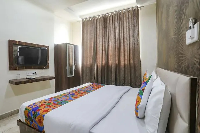 Гвалиор: Fabexpress Paradise Inn