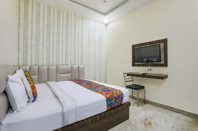 Гвалиор: Fabexpress Paradise Inn