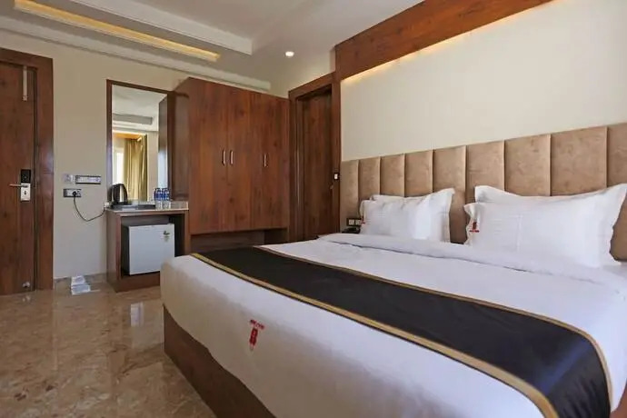 Hotel White Rock Sector 68  Sohna Road — фото 4