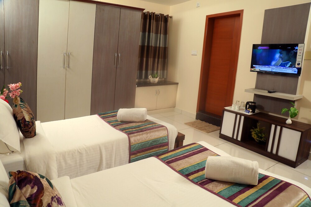 Гунтур: The Capital Executive Service Apartment