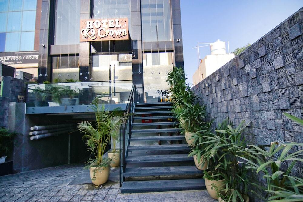 Лудхиана: Fabhotel Prime K9 Crown