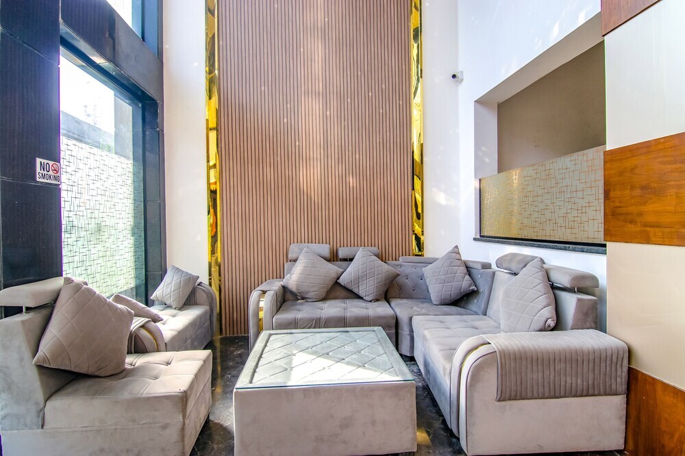 Лудхиана: Fabhotel Prime K9 Crown