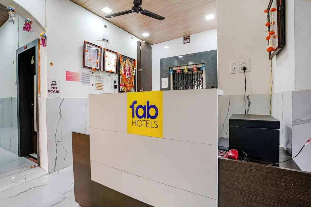 Нашик: Fabexpress Sai Lodging I