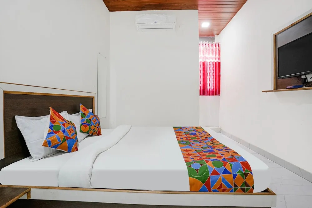 Нашик: Fabexpress Sai Lodging I